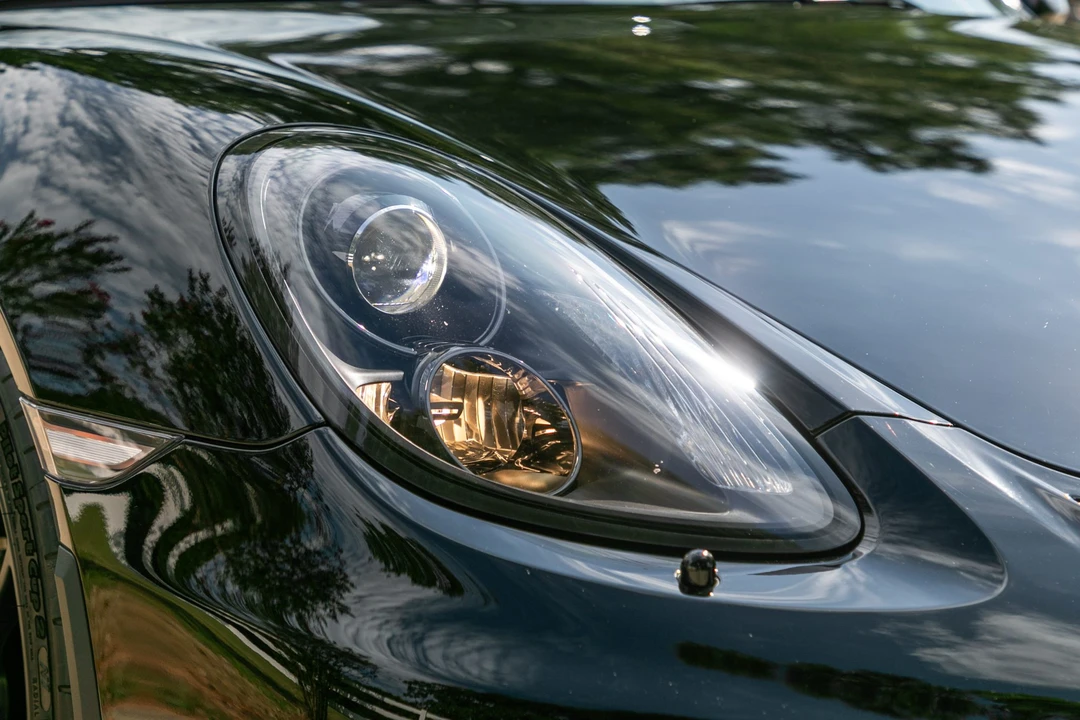 2016 Porsche 981 Cayman GT4 - Image 30 of 31