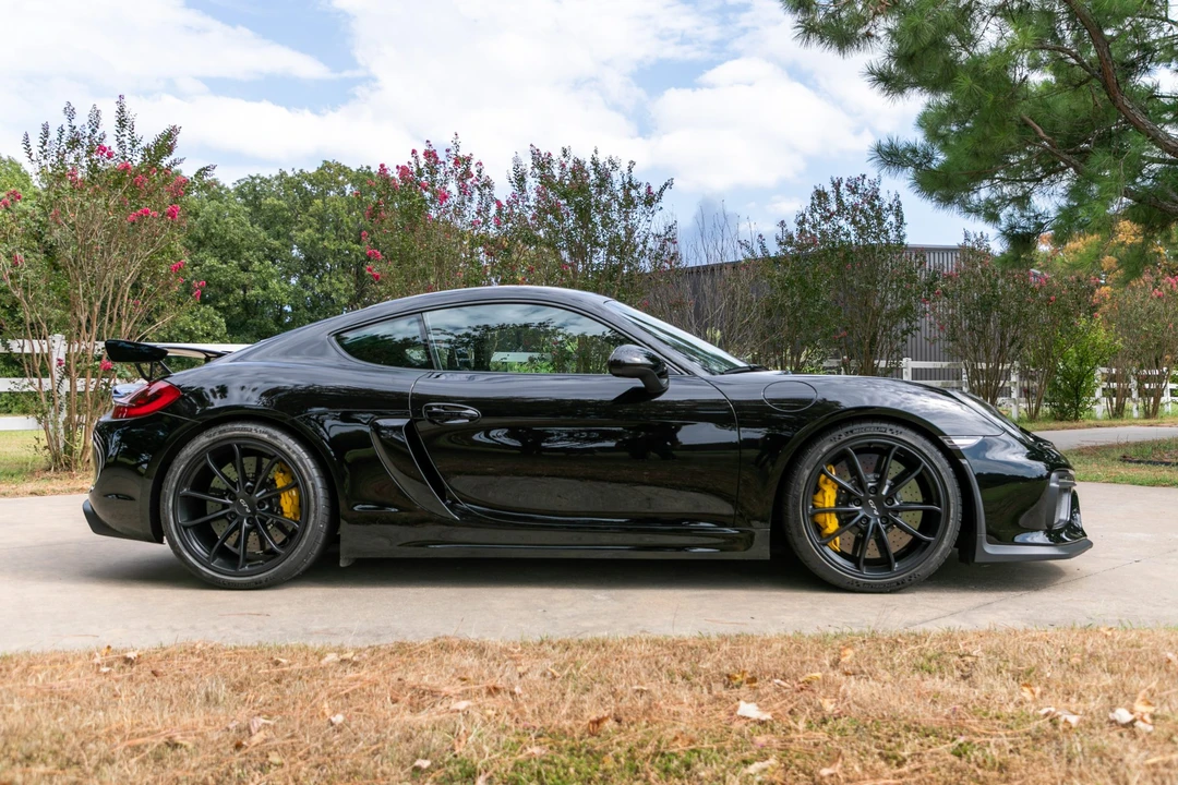 2016 Porsche 981 Cayman GT4 - Image 9 of 31