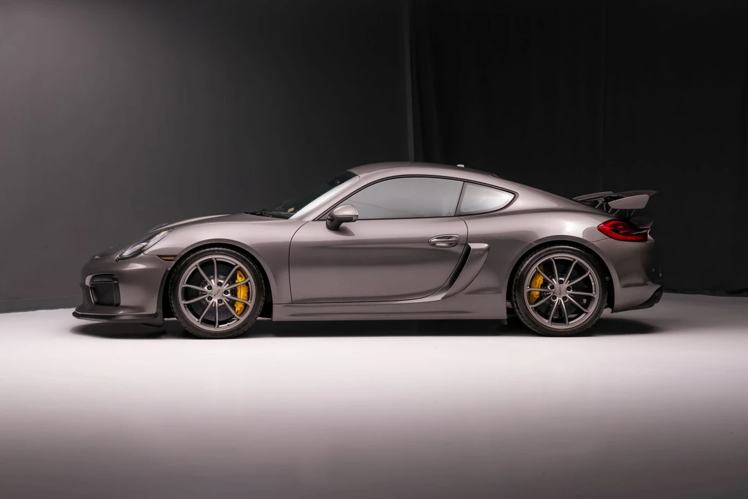 2016 Porsche 981 Cayman GT4 - Image 3 of 31
