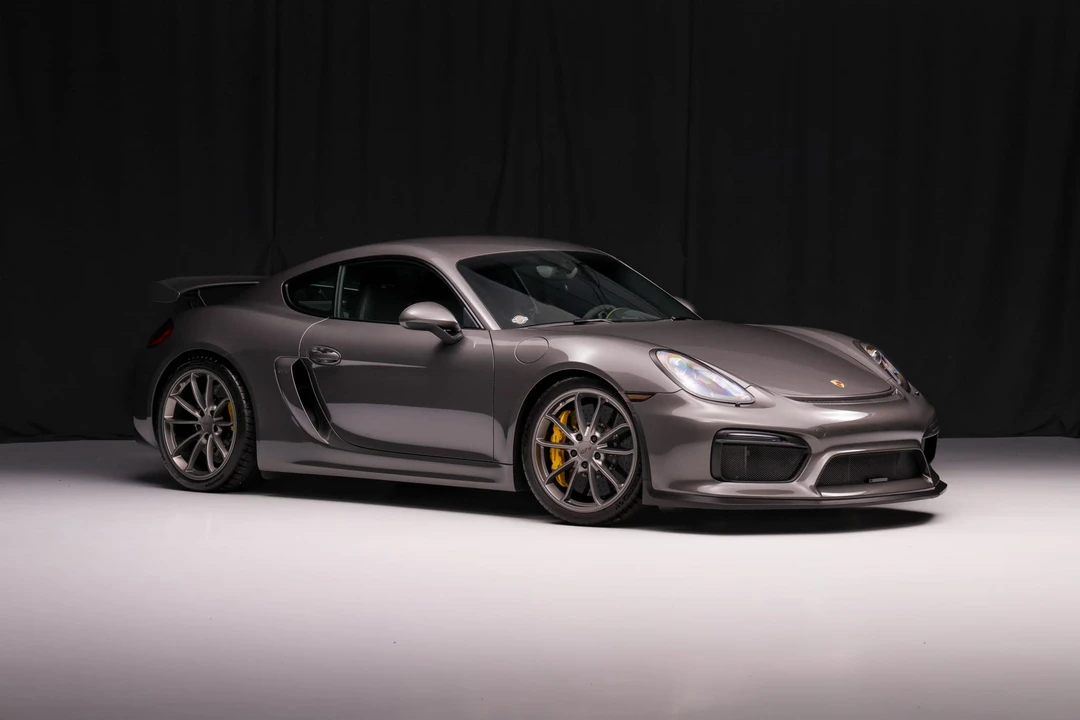 2016 Porsche 981 Cayman GT4 - Image 9 of 31