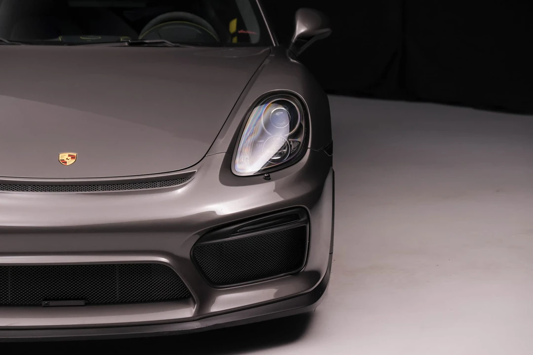 2016 Porsche 981 Cayman GT4 - Image 17 of 31
