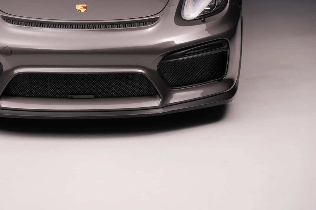 2016 Porsche 981 Cayman GT4 - Image 19 of 31