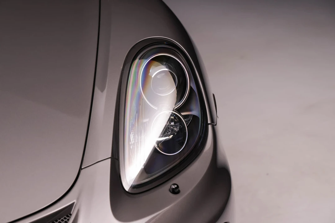 2016 Porsche 981 Cayman GT4 - Image 23 of 31