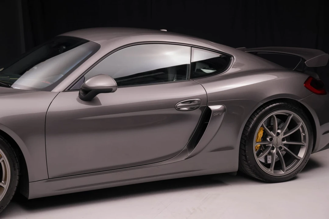 2016 Porsche 981 Cayman GT4 - Image 29 of 31