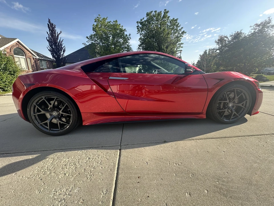 2017 Acura NC1 NSX - Image 16 of 31