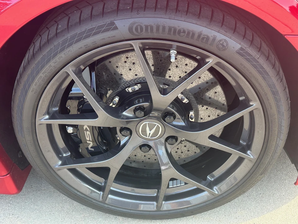 2017 Acura NC1 NSX - Image 27 of 31