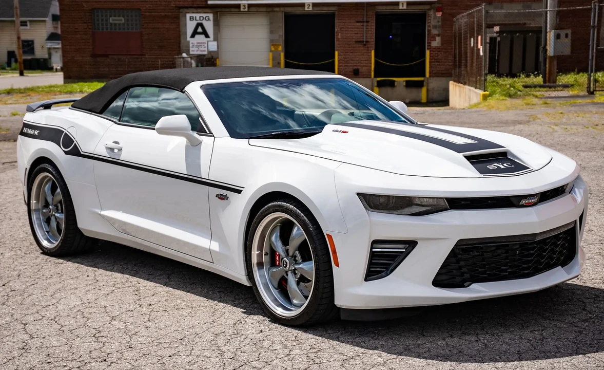 2018 Chevrolet Camaro SS 6th Gen - Image 2 of 31