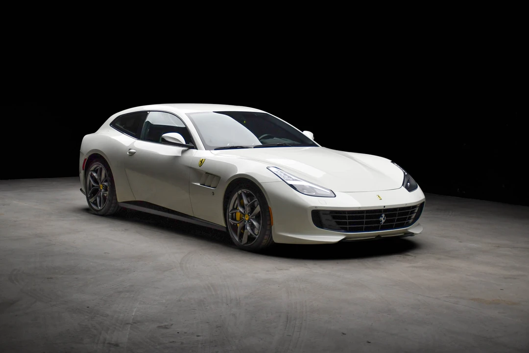 2018 Ferrari GTC4Lusso T - Image 4 of 31