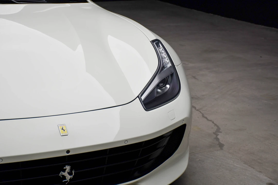 2018 Ferrari GTC4Lusso T - Image 22 of 31