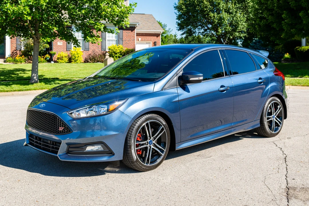 2018 Ford Focus ST 3rd Gen - Image 2 of 31