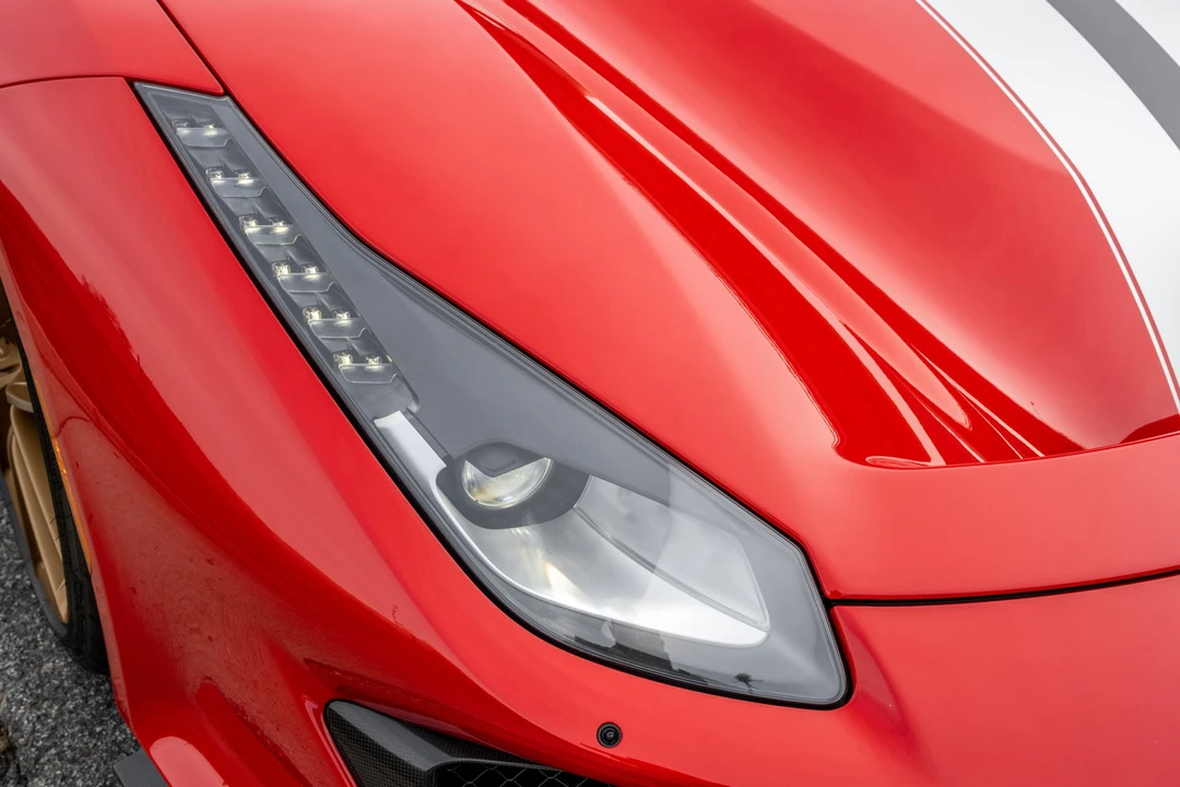 2019 Ferrari 488 Pista - Image 28 of 31