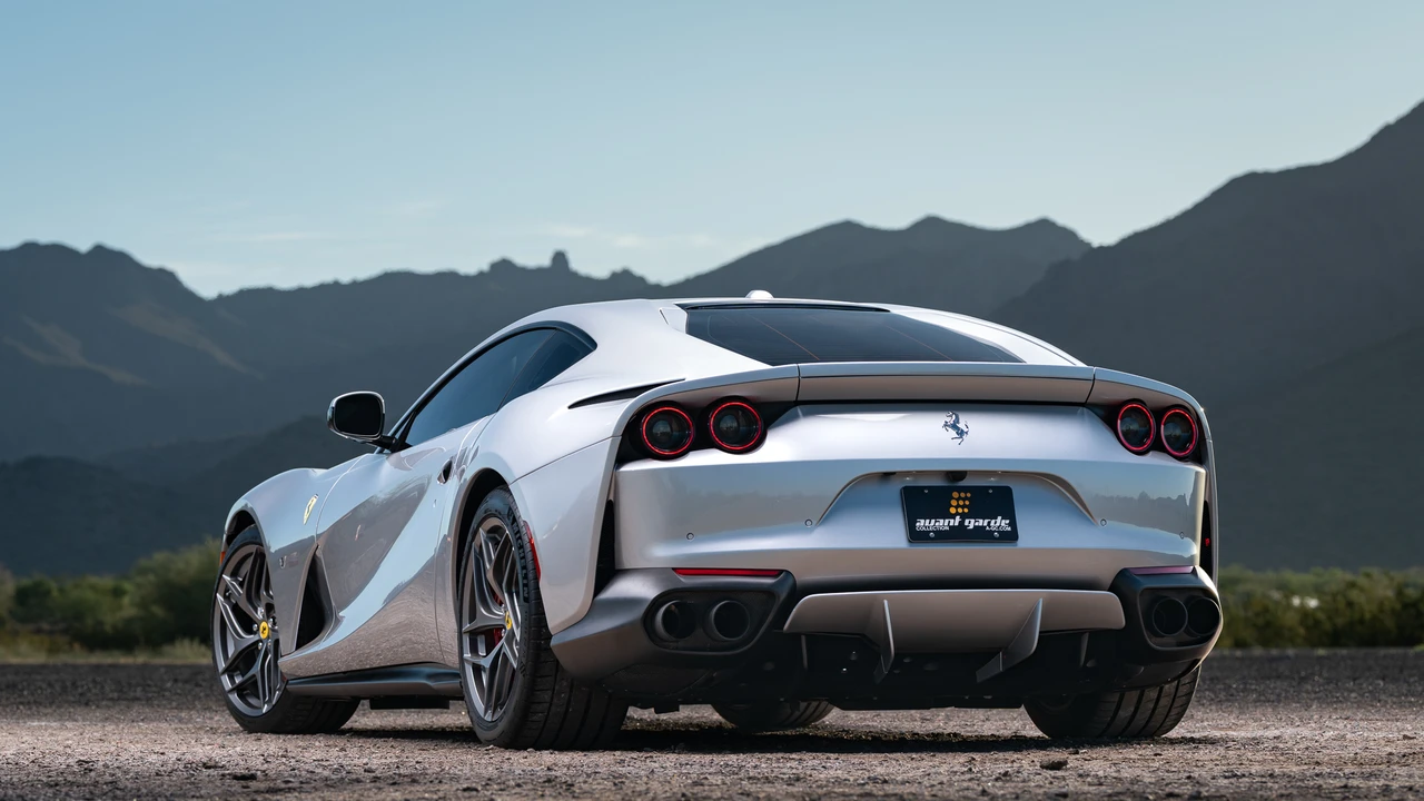2019 Ferrari 812 Superfast - Image 11 of 31