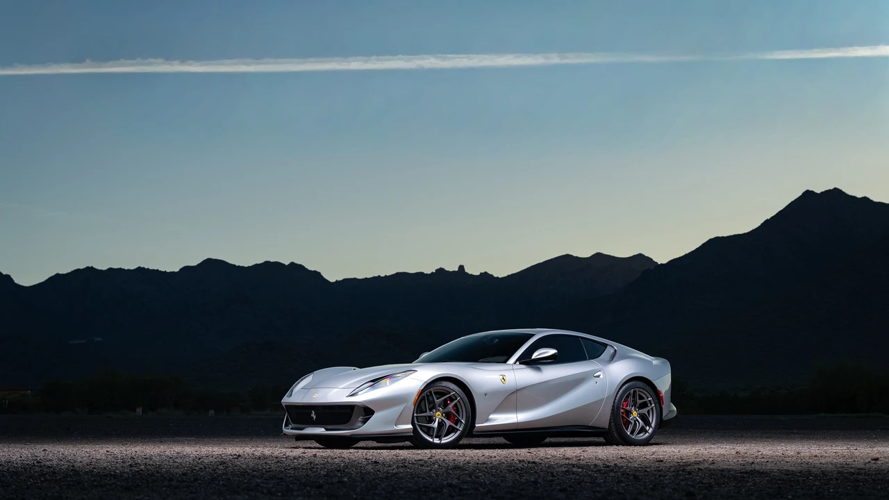 2019 Ferrari 812 Superfast - Image 4 of 31