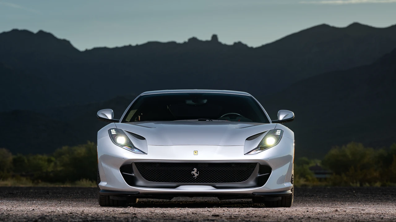 2019 Ferrari 812 Superfast - Image 29 of 31