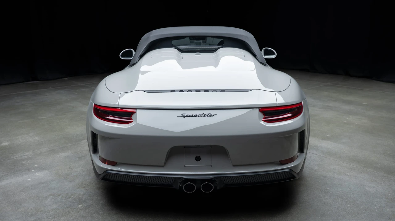 2019 Porsche 991 Speedster - Image 24 of 31