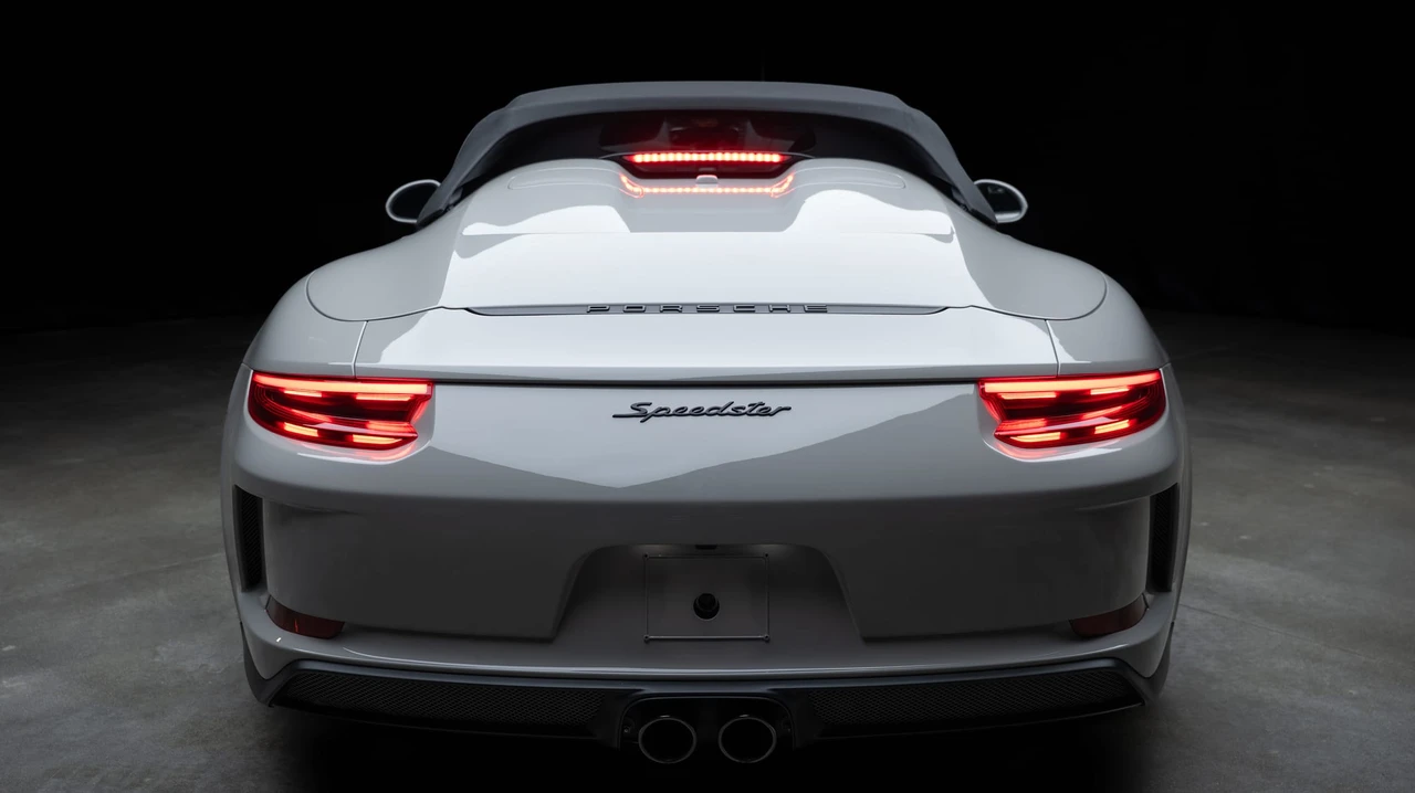 2019 Porsche 991 Speedster - Image 29 of 31