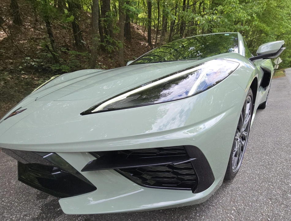 2024 Chevrolet Corvette C8 - Image 2 of 31