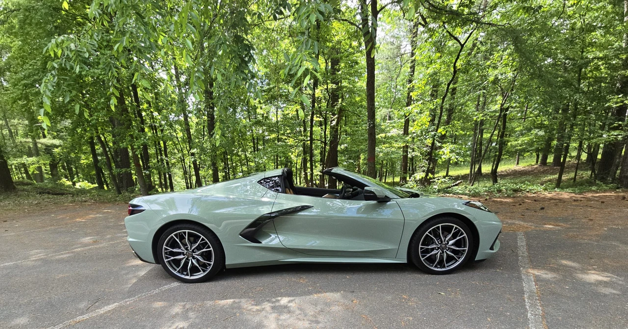 2024 Chevrolet Corvette C8 - Image 23 of 31
