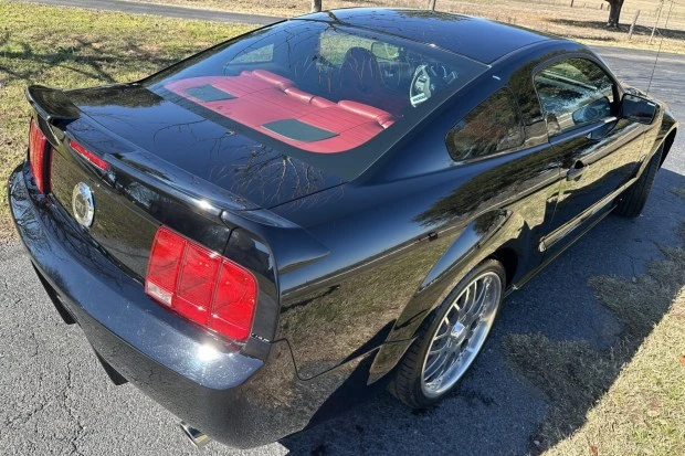 2005 Ford S197 Mustang - Image 2 of 8