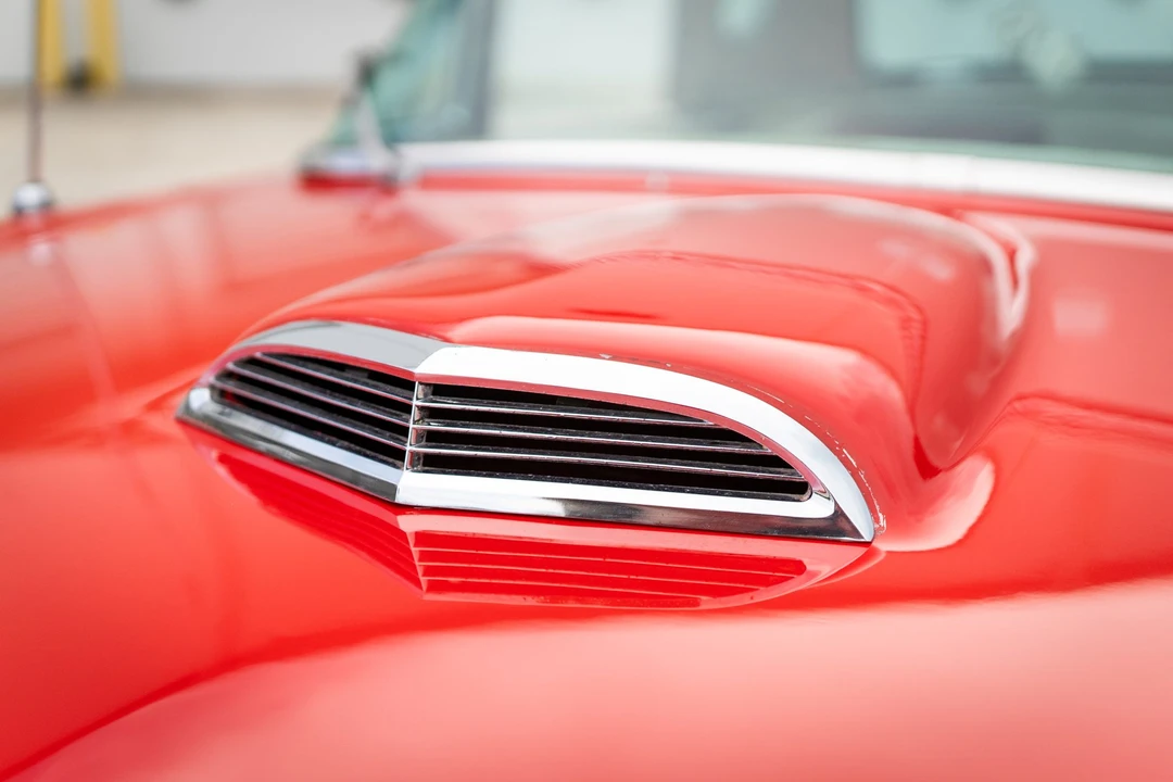 1957 Ford Thunderbird 1st Gen - Image 28 of 31