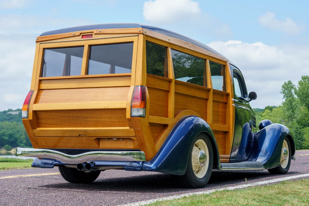 1935 Ford Model 48 & 68 - Image 19 of 31