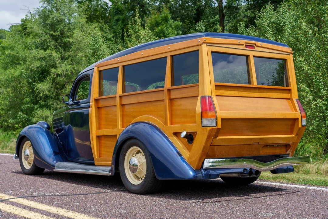 1935 Ford Model 48 & 68 - Image 25 of 31