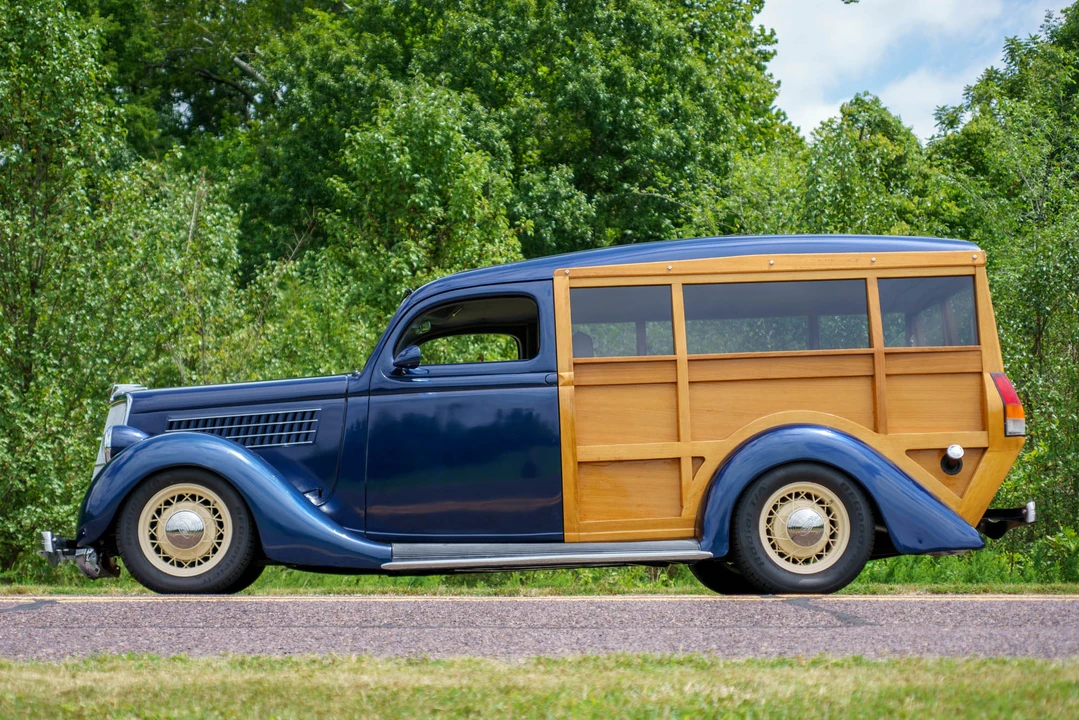 1935 Ford Model 48 & 68 - Image 30 of 31