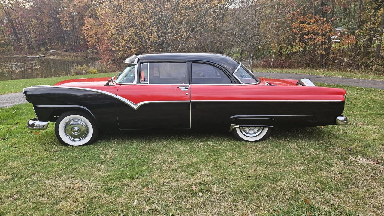 1955 Ford Customline - Image 5 of 31