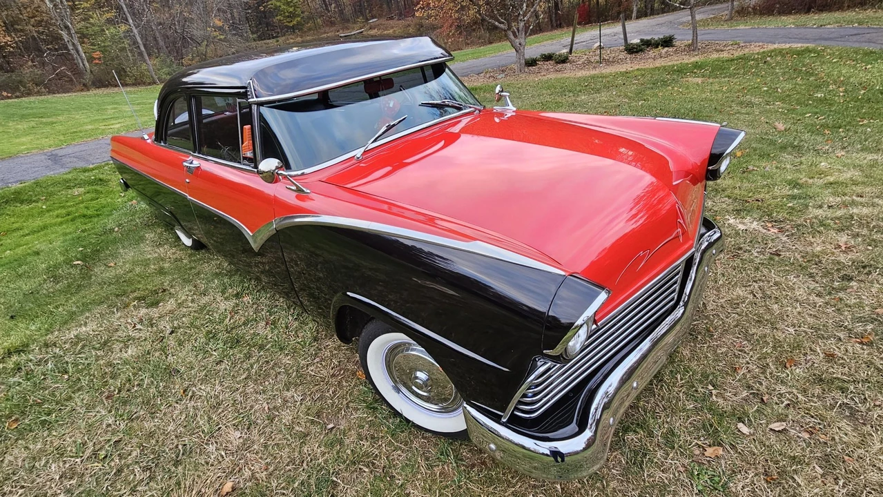 1955 Ford Customline - Image 14 of 31