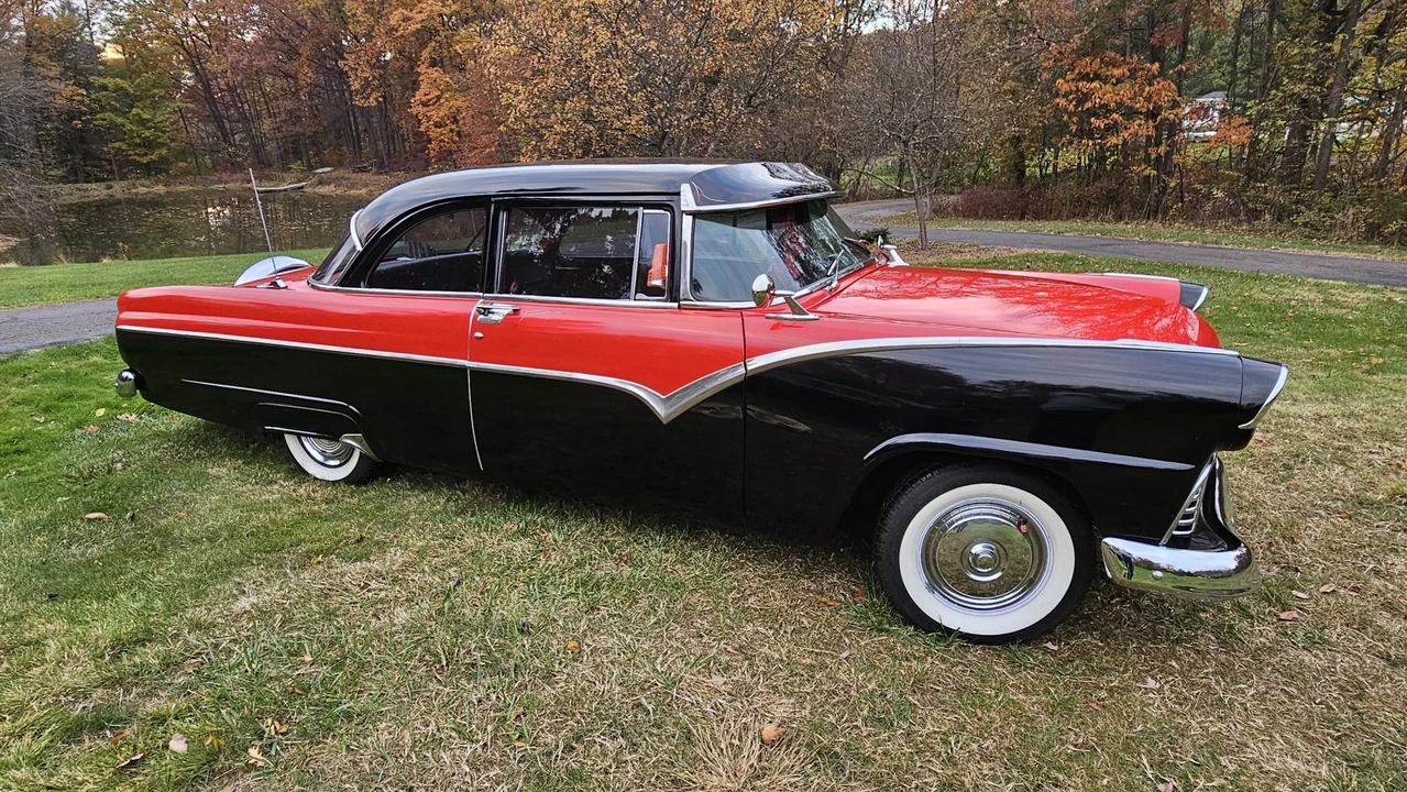 1955 Ford Customline - Image 13 of 31