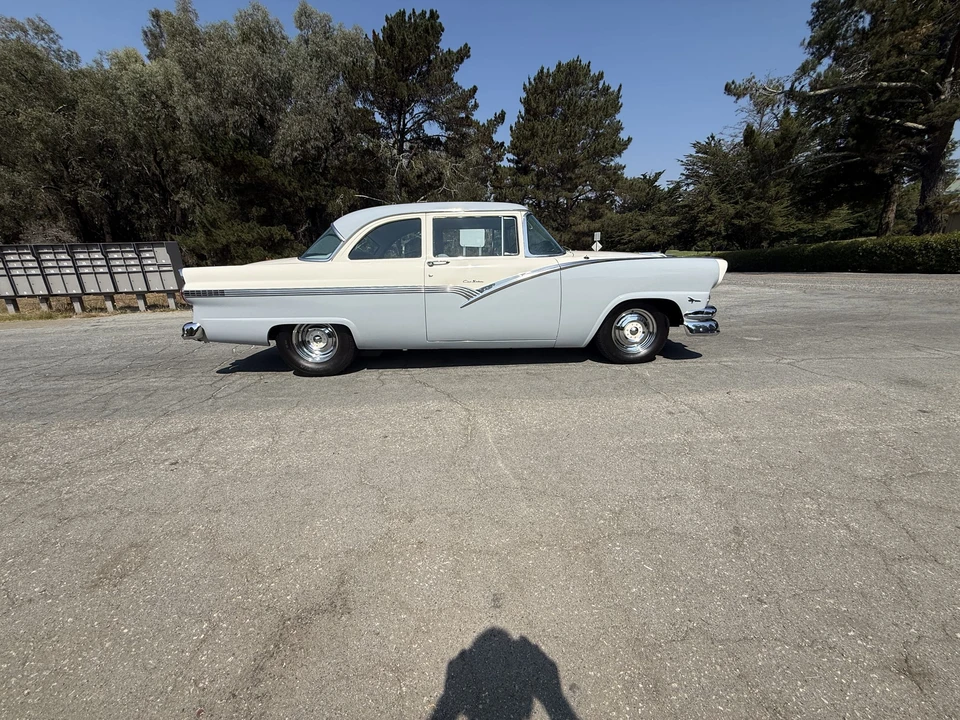 1956 Ford Fairlane 1st Gen - Image 13 of 31