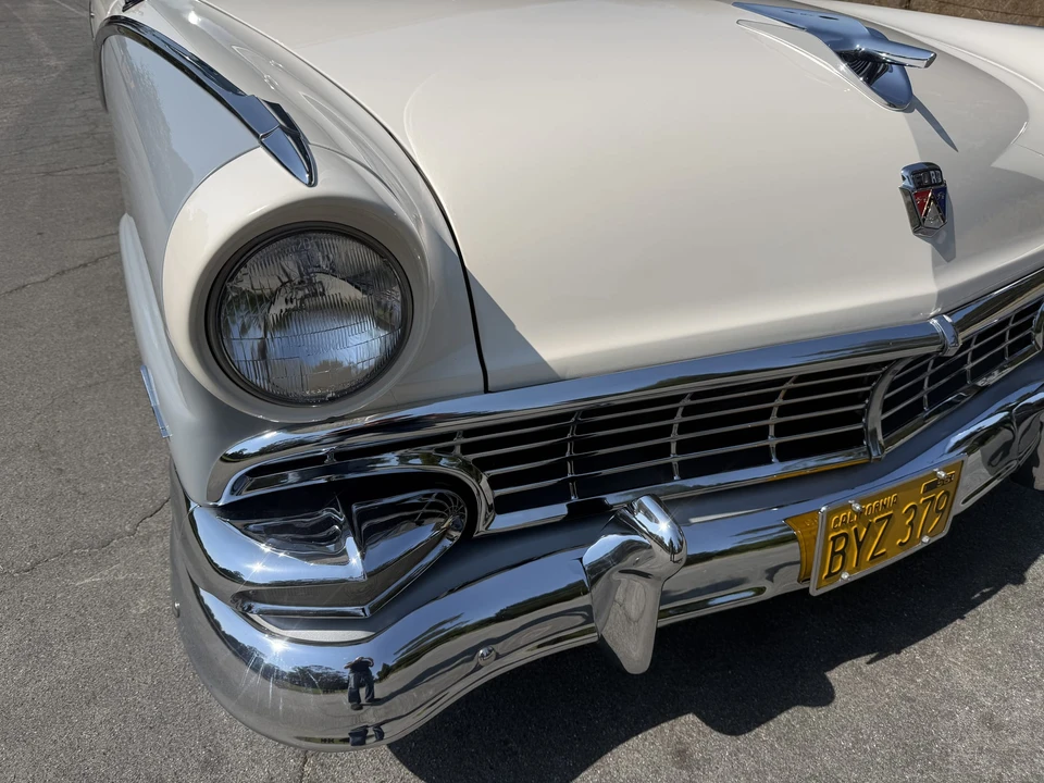 1956 Ford Fairlane 1st Gen - Image 16 of 31