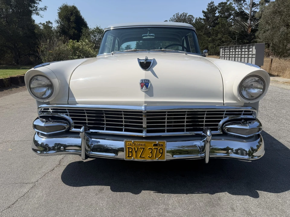 1956 Ford Fairlane 1st Gen - Image 18 of 31