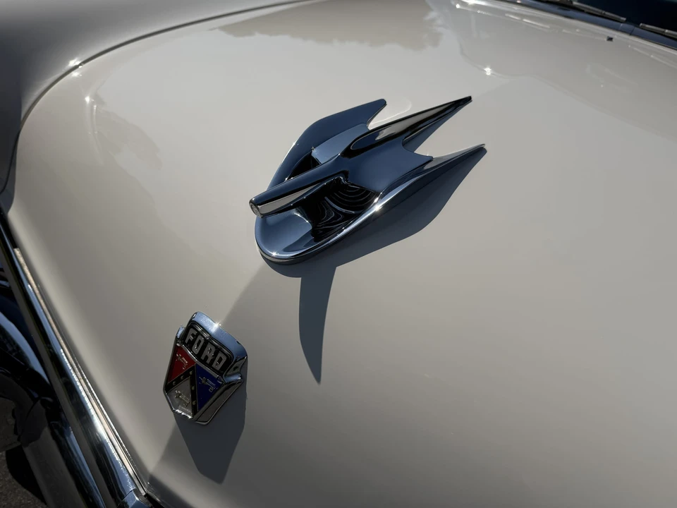 1956 Ford Fairlane 1st Gen - Image 23 of 31