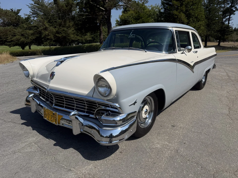 1956 Ford Fairlane 1st Gen - Image 3 of 31