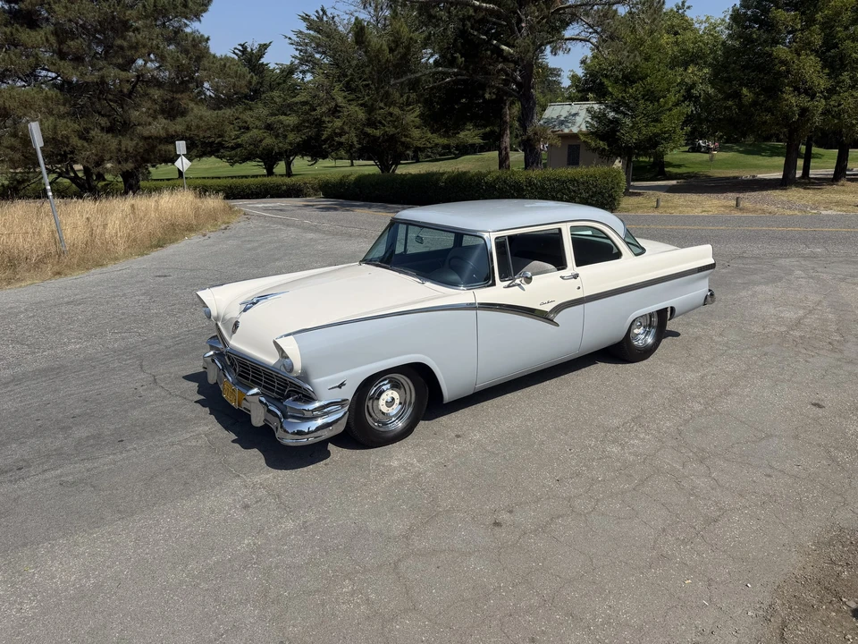 1956 Ford Fairlane 1st Gen - Image 6 of 31