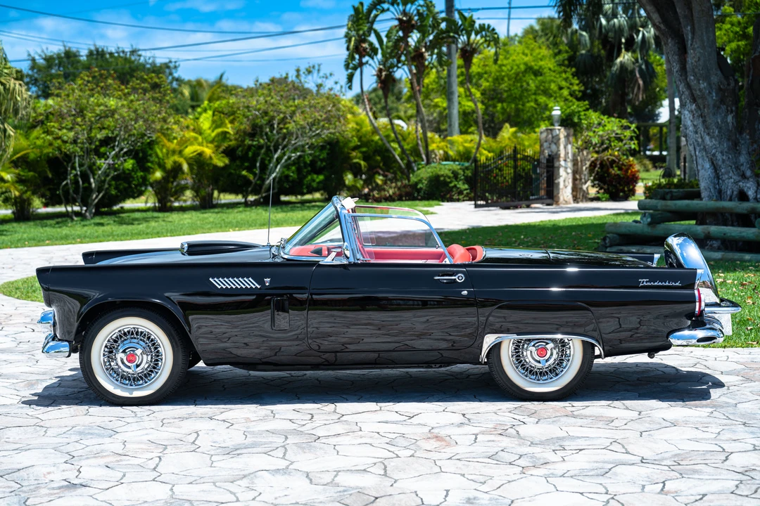 1956 Ford Thunderbird 1st Gen - Image 21 of 31