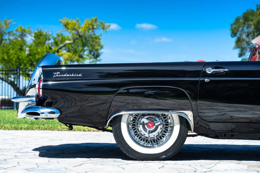 1956 Ford Thunderbird 1st Gen - Image 28 of 31