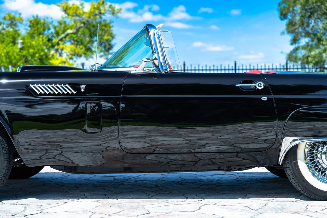1956 Ford Thunderbird 1st Gen - Image 30 of 31