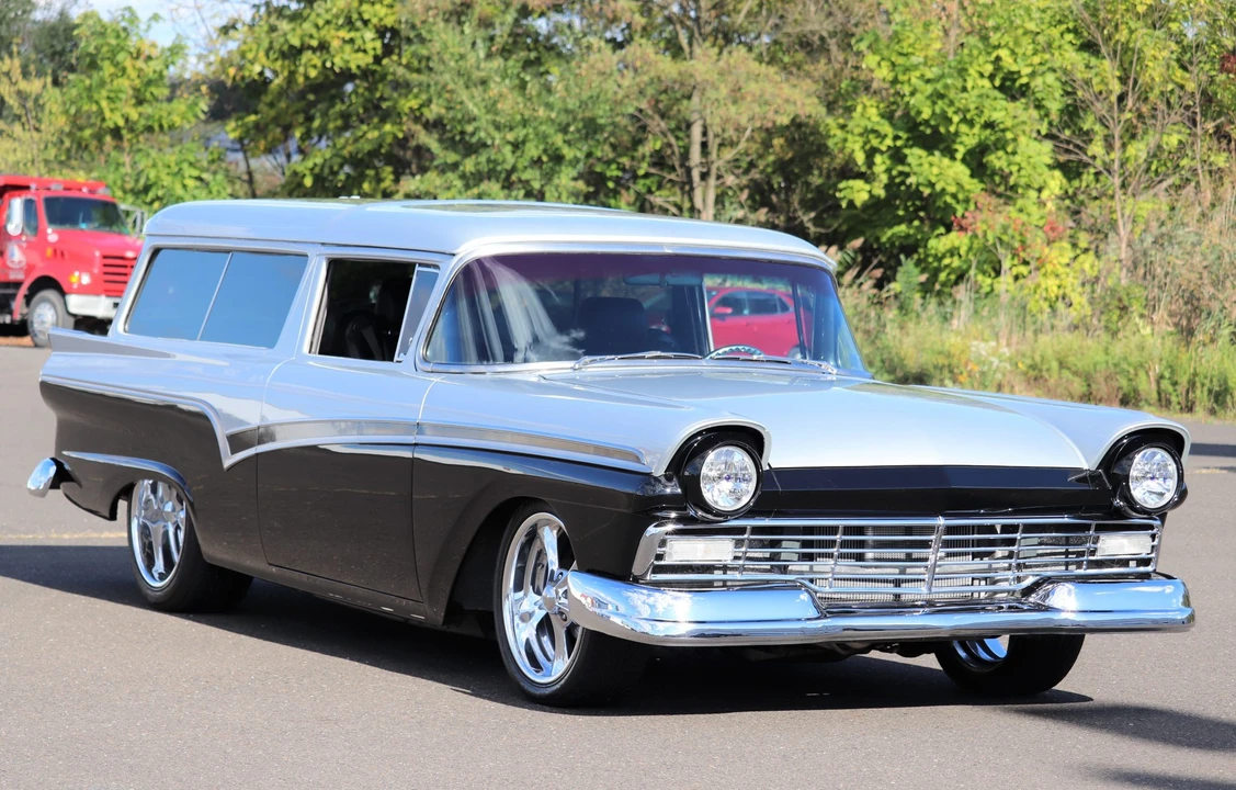 1957 Ford Fairlane 2nd Gen - Image 13 of 31