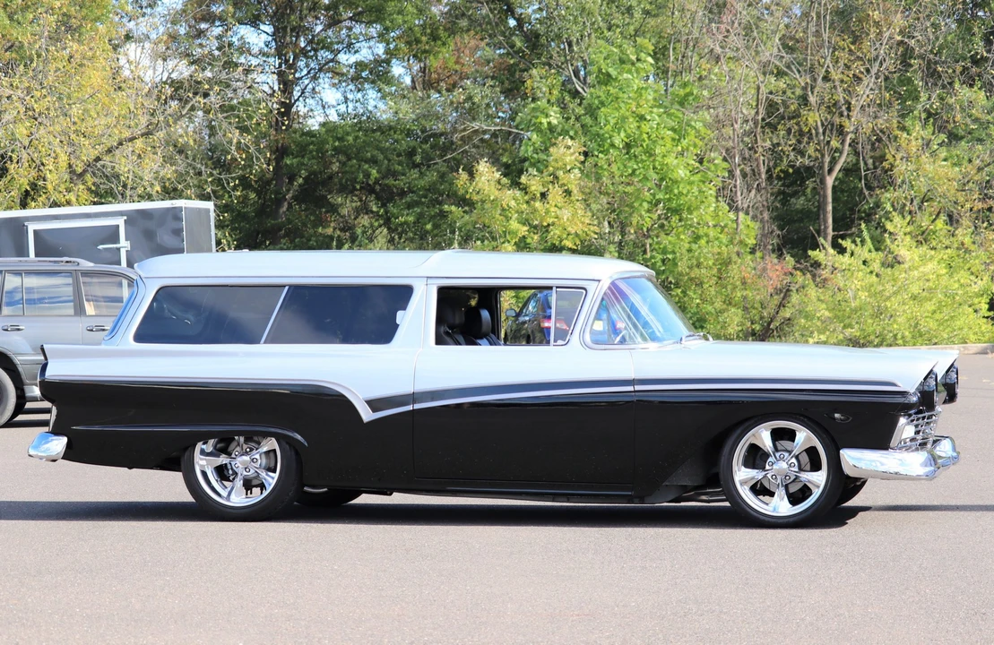 1957 Ford Fairlane 2nd Gen - Image 11 of 31