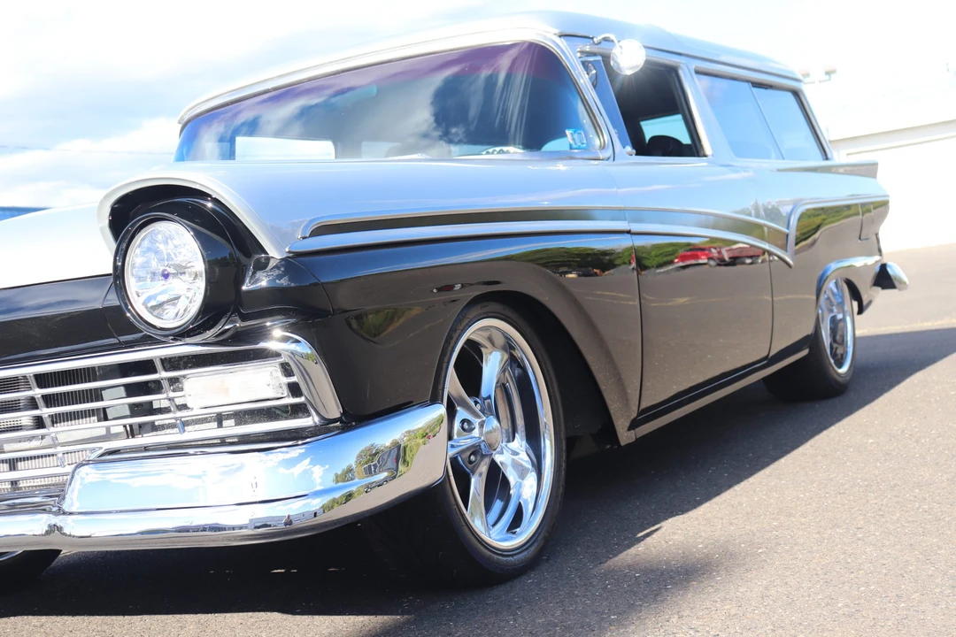 1957 Ford Fairlane 2nd Gen - Image 19 of 31