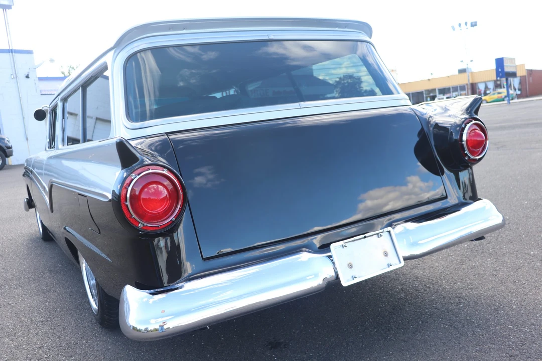 1957 Ford Fairlane 2nd Gen - Image 30 of 31