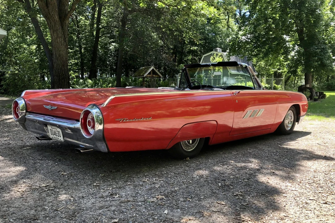 1963 Ford Thunderbird 3rd Gen - Image 9 of 31