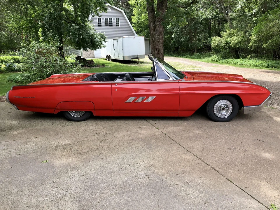 1963 Ford Thunderbird 3rd Gen - Image 10 of 31