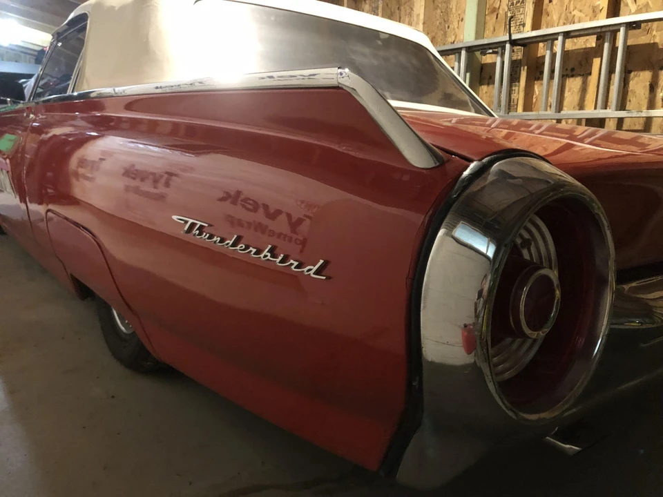 1963 Ford Thunderbird 3rd Gen - Image 17 of 31