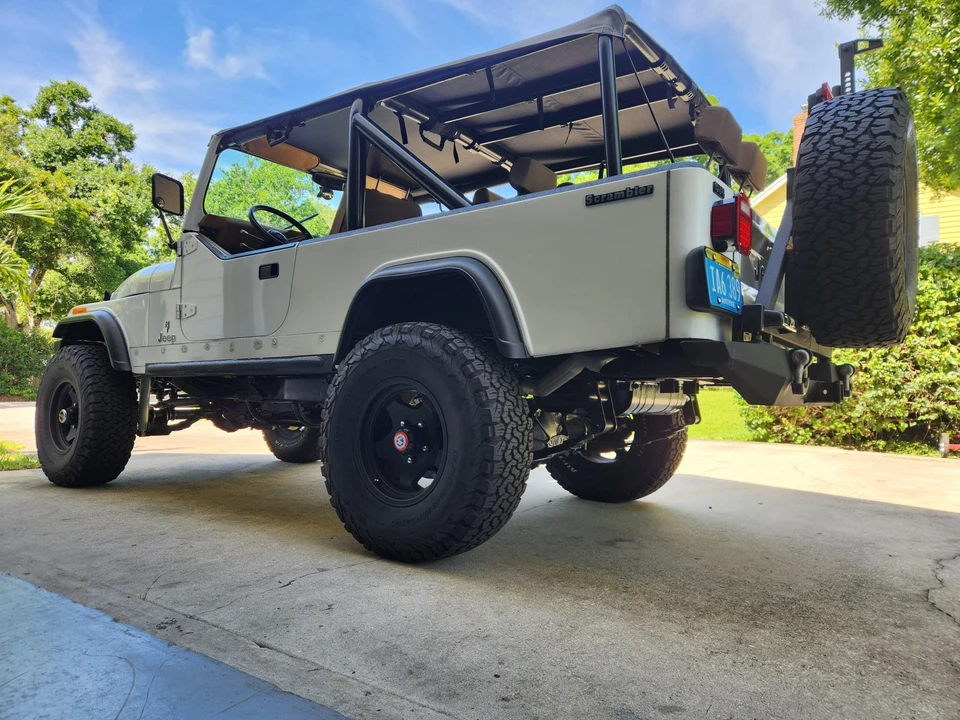 1981 Jeep CJ8 Scrambler - Image 8 of 31