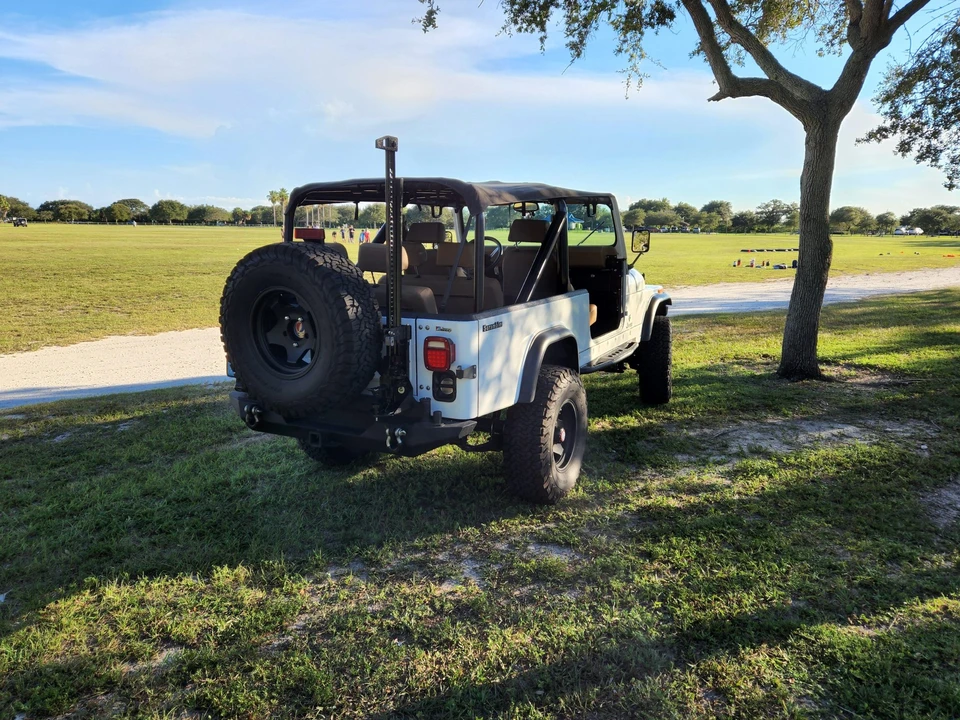 1981 Jeep CJ8 Scrambler - Image 25 of 31