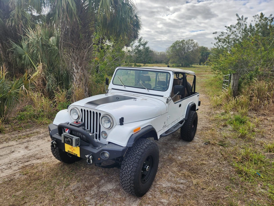 1981 Jeep CJ8 Scrambler - Image 2 of 31