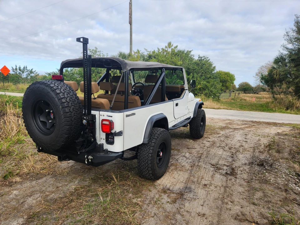 1981 Jeep CJ8 Scrambler - Image 7 of 31